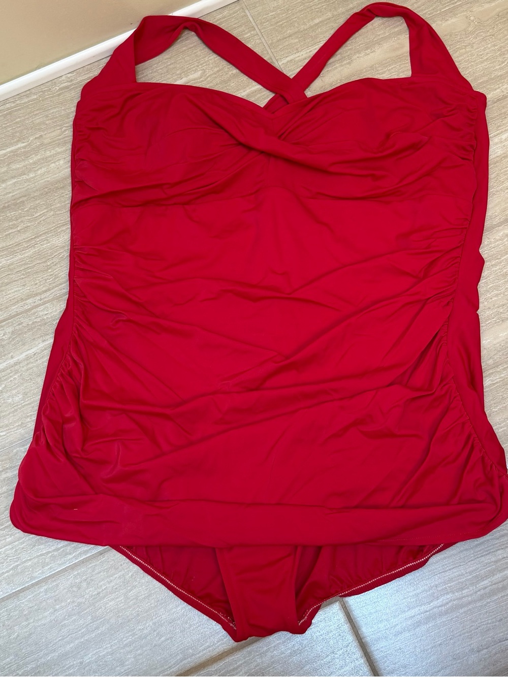 Suddenly Slim by Catalina Red One-Piece Swimsuit Twist Front Size 3x (22w - 24w)